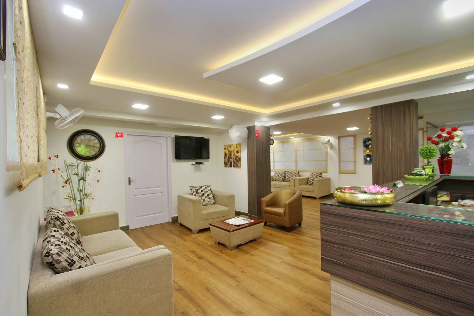 Capital O 5379 The Roy Grand Inns Μπανγκαλόρ Εξωτερικό φωτογραφία